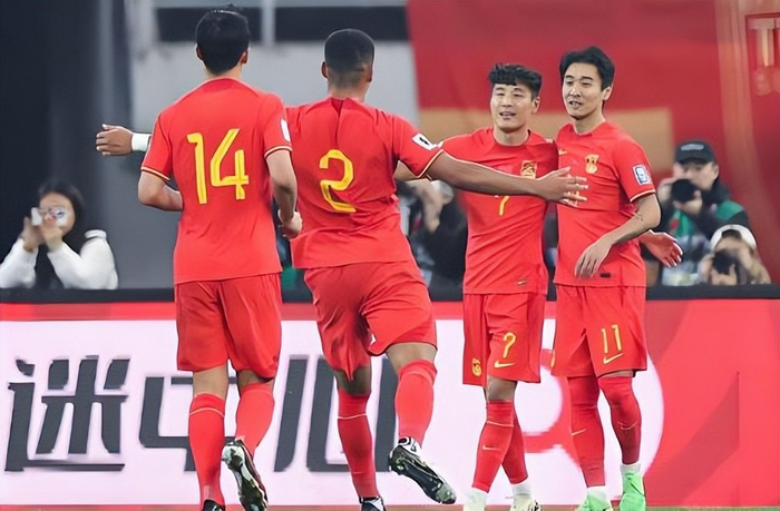 申花客场1-1浙江队 特谢拉破门杨皓宇失误引争议