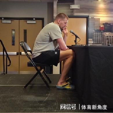 约基奇四天三战创纪录 稳居MVP榜单前三