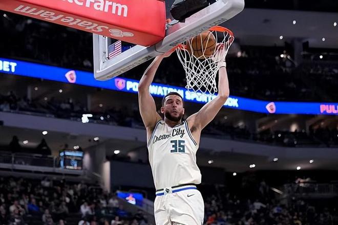 雄鹿裁掉托马斯转正南斯 26岁内线获多年标准合